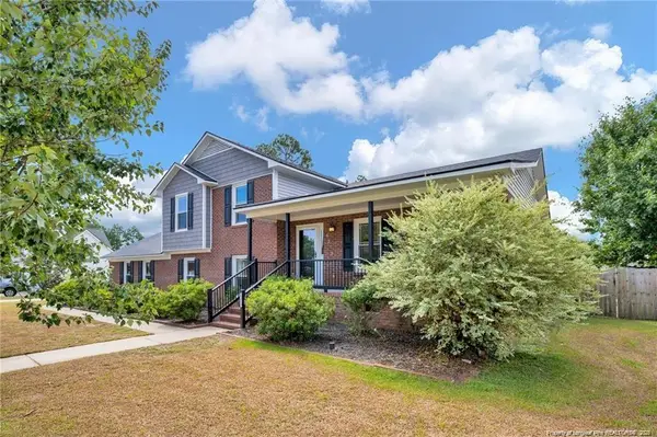 6213 Streeter Drive, Hope Mills, NC 28348
