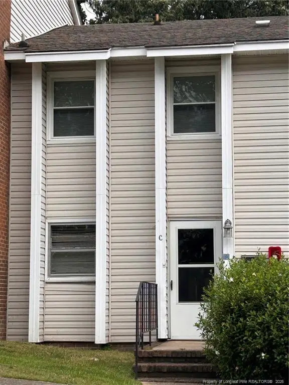 2696 Brigadoon Lane, Fayetteville, NC 28305