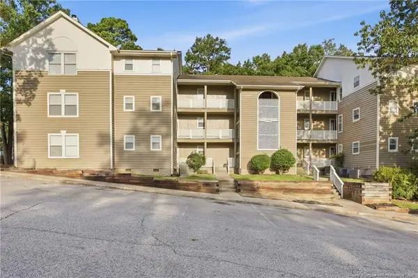 6792-17 Willowbrook Drive, Fayetteville, NC 28314