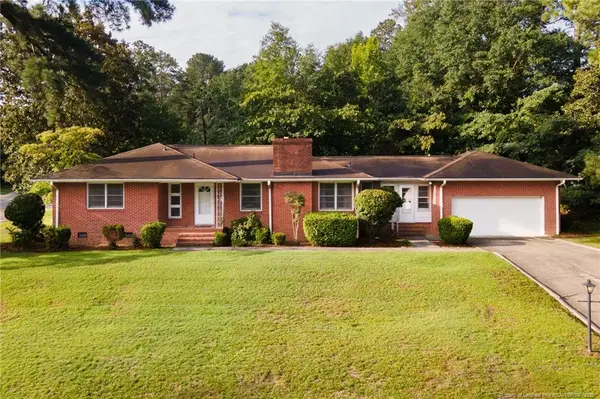423 Mcphee Drive, Fayetteville, NC 28305