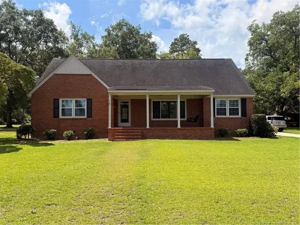 516 E 2nd Avenue, Red Springs, NC 28377