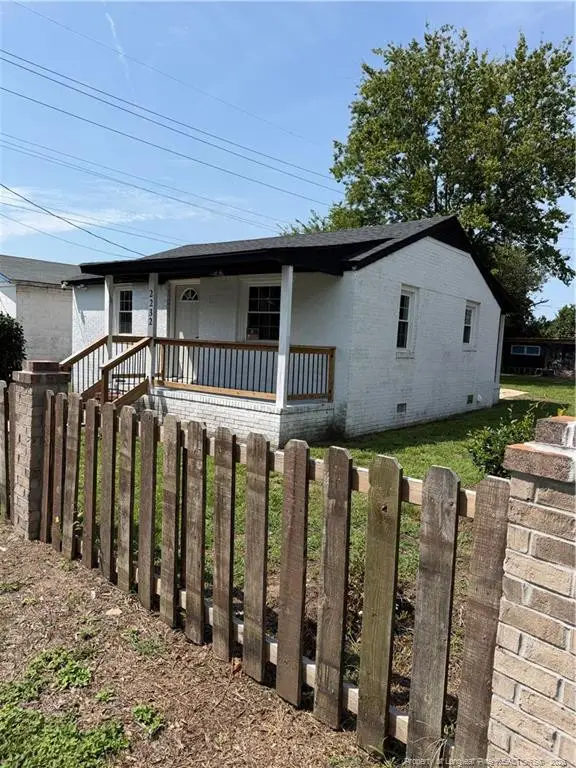 2232 Progress St, Fayetteville, NC 28306