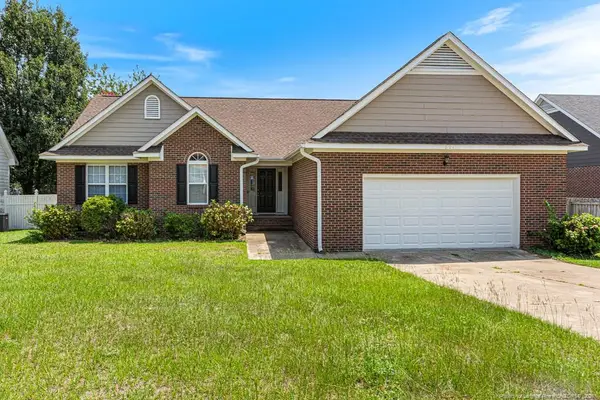 621 Connaly Drive, Hope Mills, NC 28348