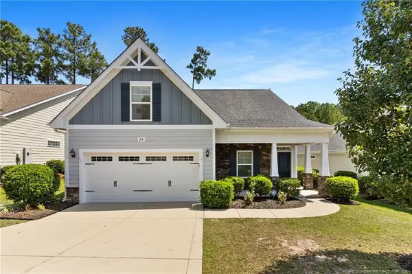 24 Glen Bend Court, Spring Lake, NC 28390