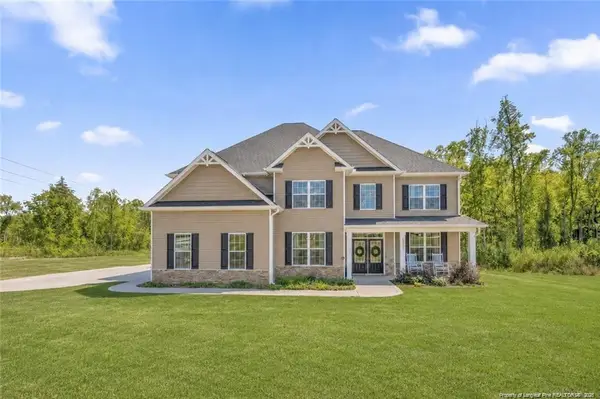 6132 Shannon Woods Way, Hope Mills, NC 28348