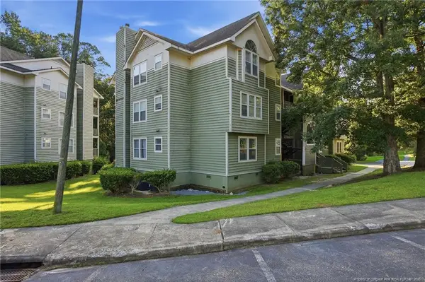 6720 Willowbrook Drive, Fayetteville, NC 28314