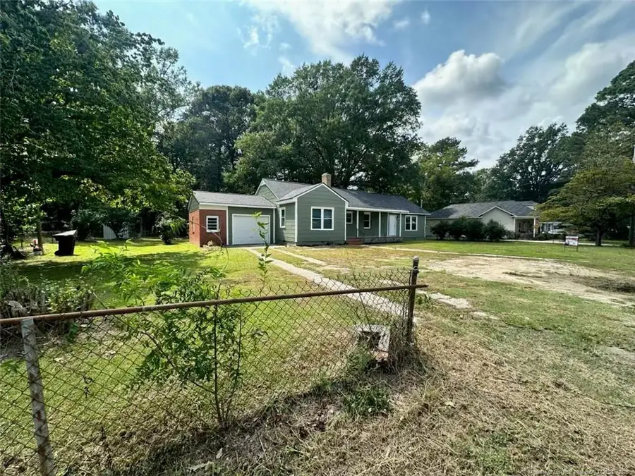 506 Stetson Street, Clinton, NC 28323 - #2