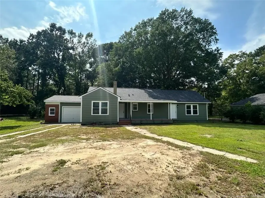 506 Stetson Street, Clinton, NC 28323 - #3