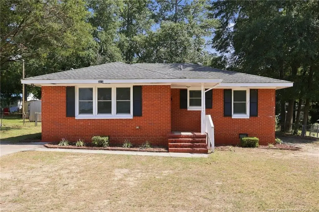 2072 Seneca Drive, Fayetteville, NC 28301 - #1