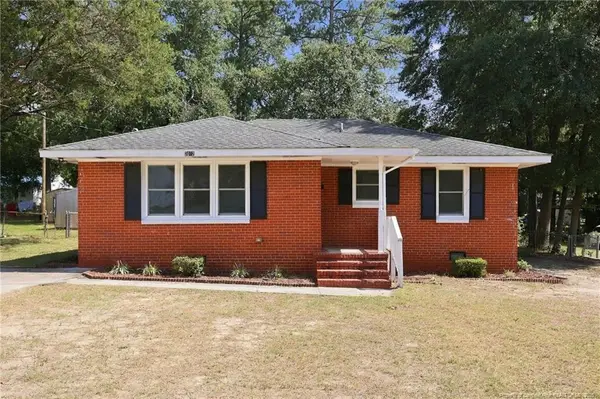 2072 Seneca Drive, Fayetteville, NC 28301