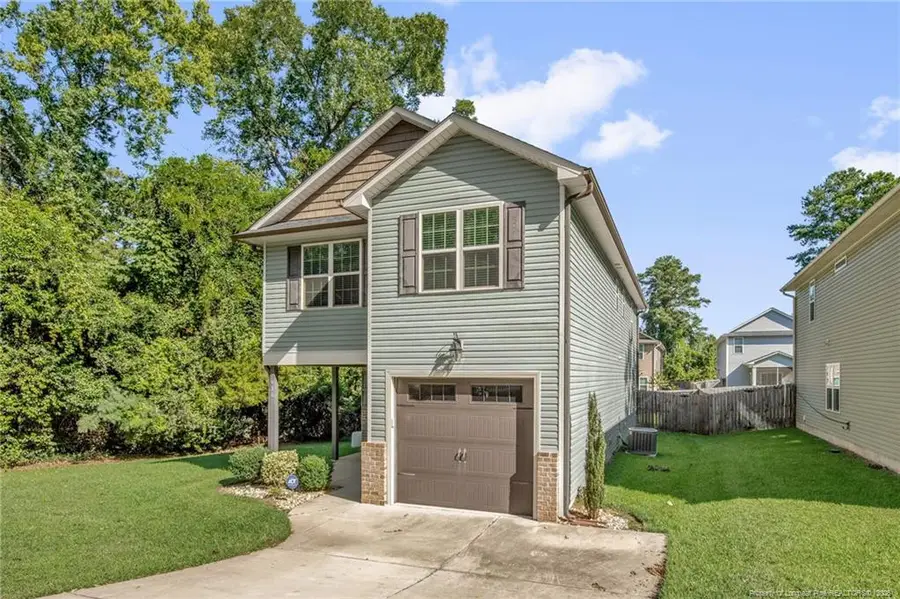 916 W Rowan Street, Fayetteville, NC 28301 - #2