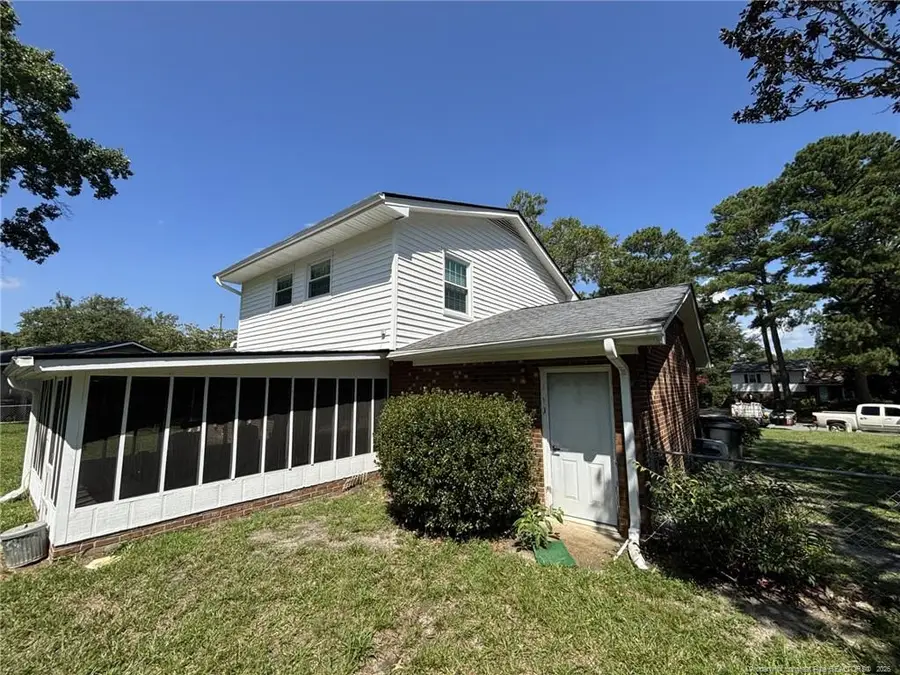 6625 Vaughn Road, Fayetteville, NC 28304 - #2