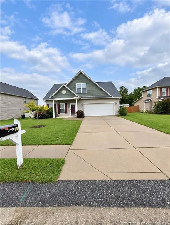 3600 Crosswinds Drive, Hope Mills, NC 28348