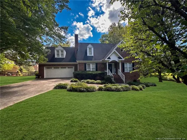 3825 Bostwyck Drive, Fuquay Varina, NC 27526