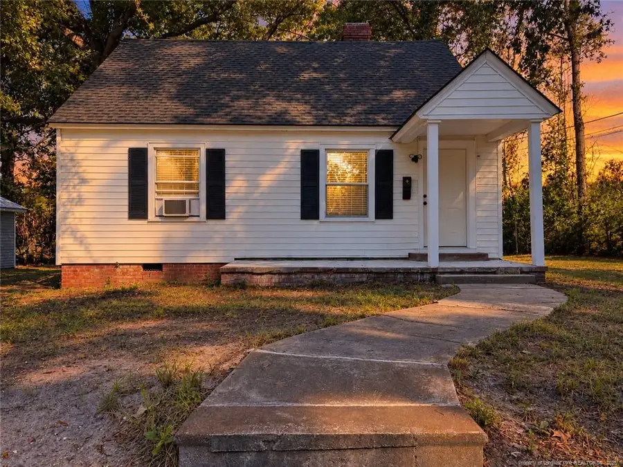 1049 Winslow Street, Fayetteville, NC 28306 - #2