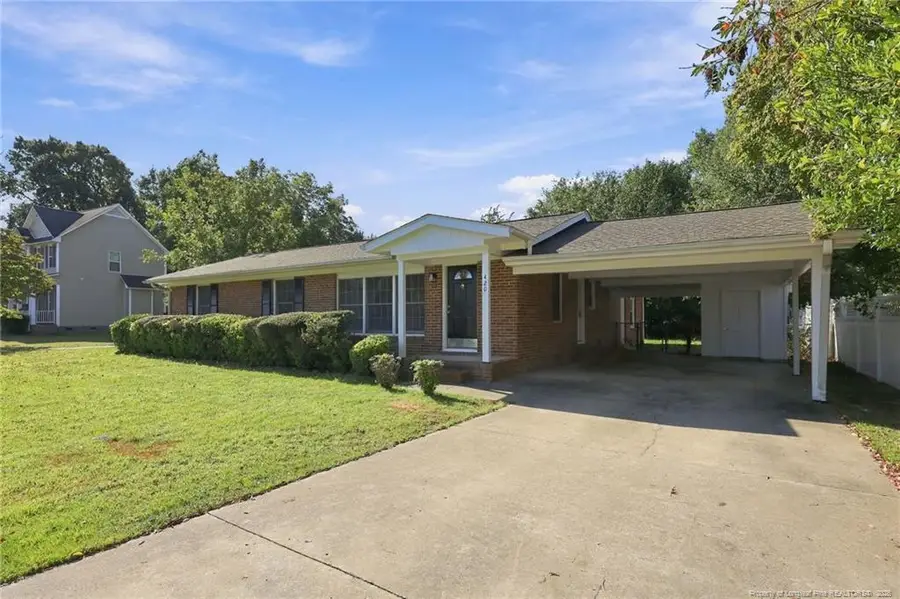 420 Jamestown Avenue, Fayetteville, NC 28303 - #2