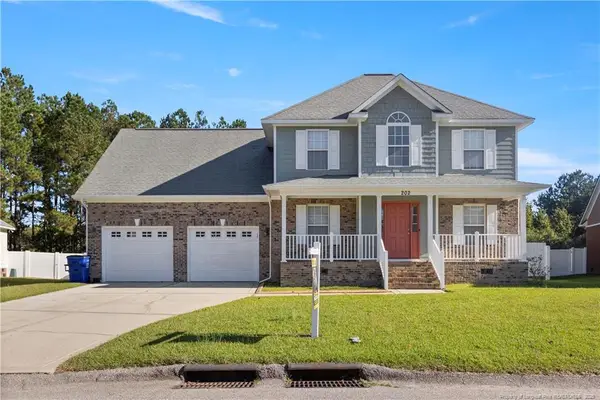 202 Lennox Loop, Raeford, NC 28376