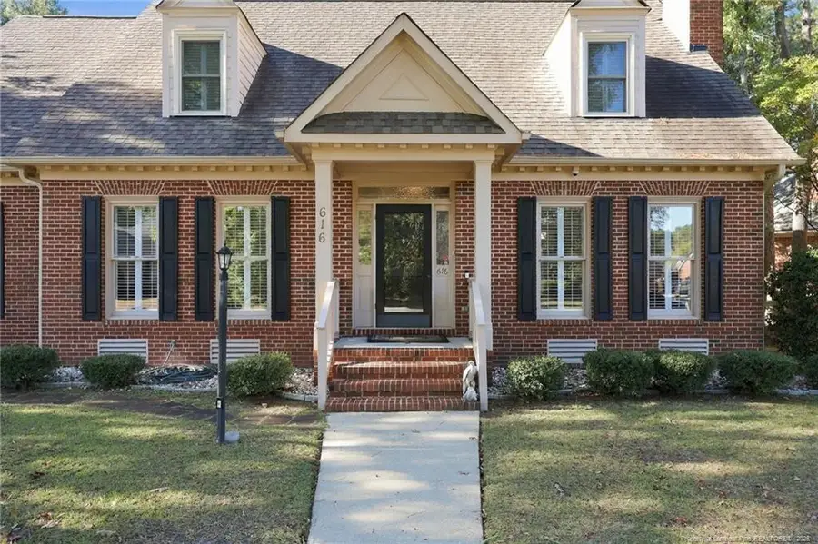 616 Levenhall Drive, Fayetteville, NC 28314 - #2