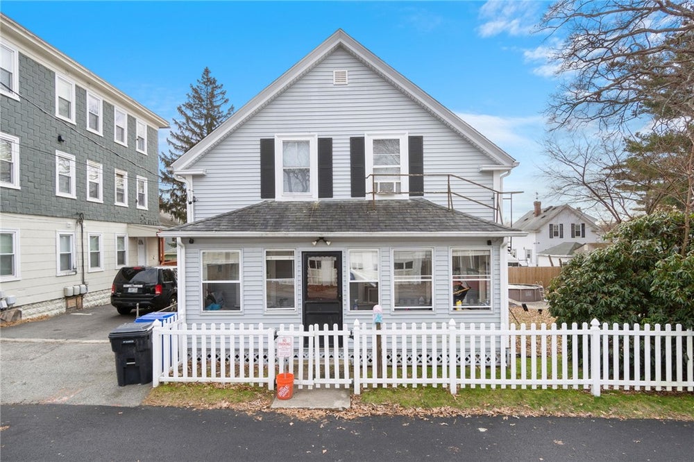 24 Redfern Street, North Providence, RI 02911 ERA