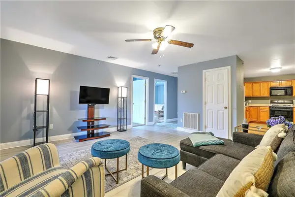 1556 North Main Street Street #7, Fall River, MA 02720