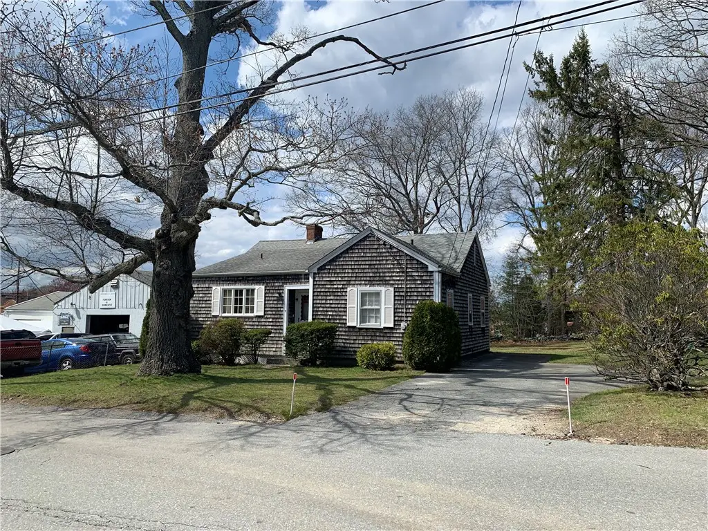 4 Harris Avenue, Warren, RI 02885 - #1