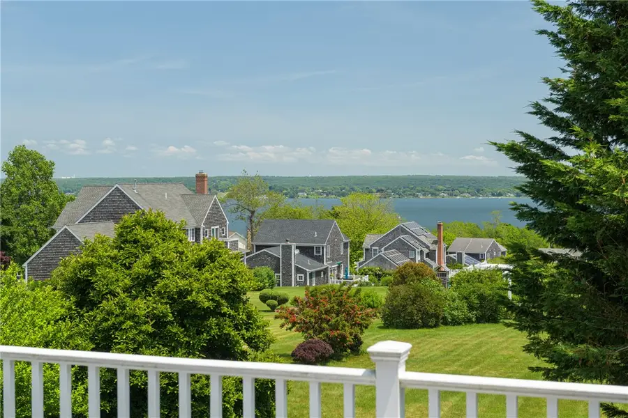 30 Hamilton Drive, Portsmouth, RI 02871 - Image #2