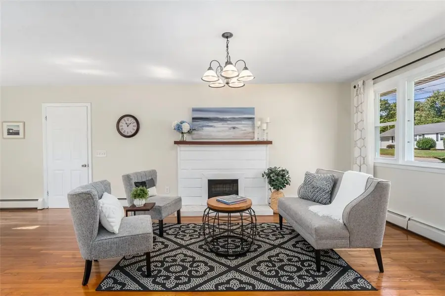 55 Dahlia Drive, North Kingstown, RI 02852 - Image #3