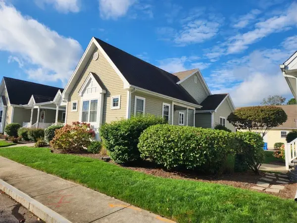 500 Mendon Road #216, Cumberland, RI 02864