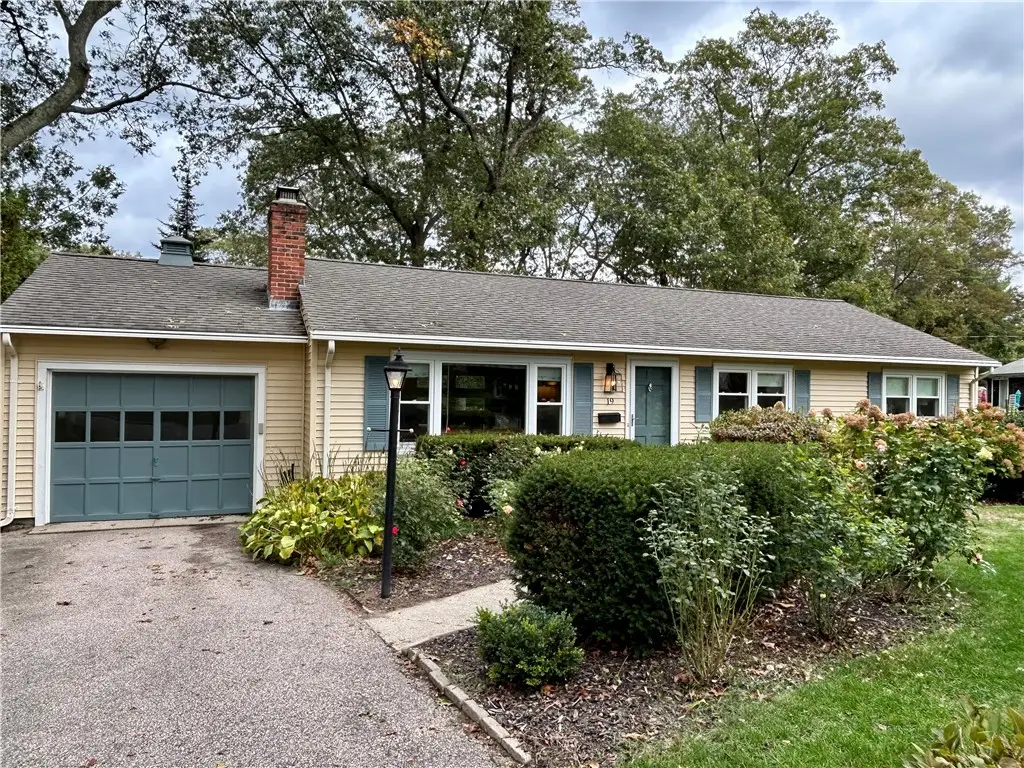 19 Terrace Drive, East Greenwich, RI 02818 - Image #1
