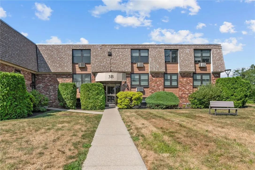 510 Child Street #305B, Warren, RI 02885 - Image #1