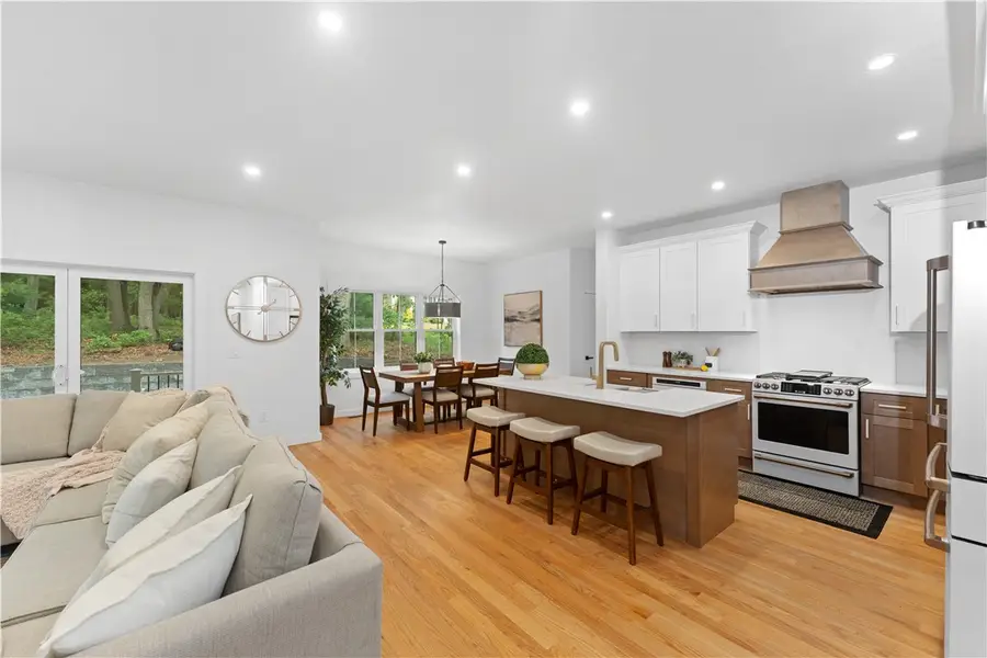 980 Newport Avenue, Attleboro, MA 02703 - Image #3