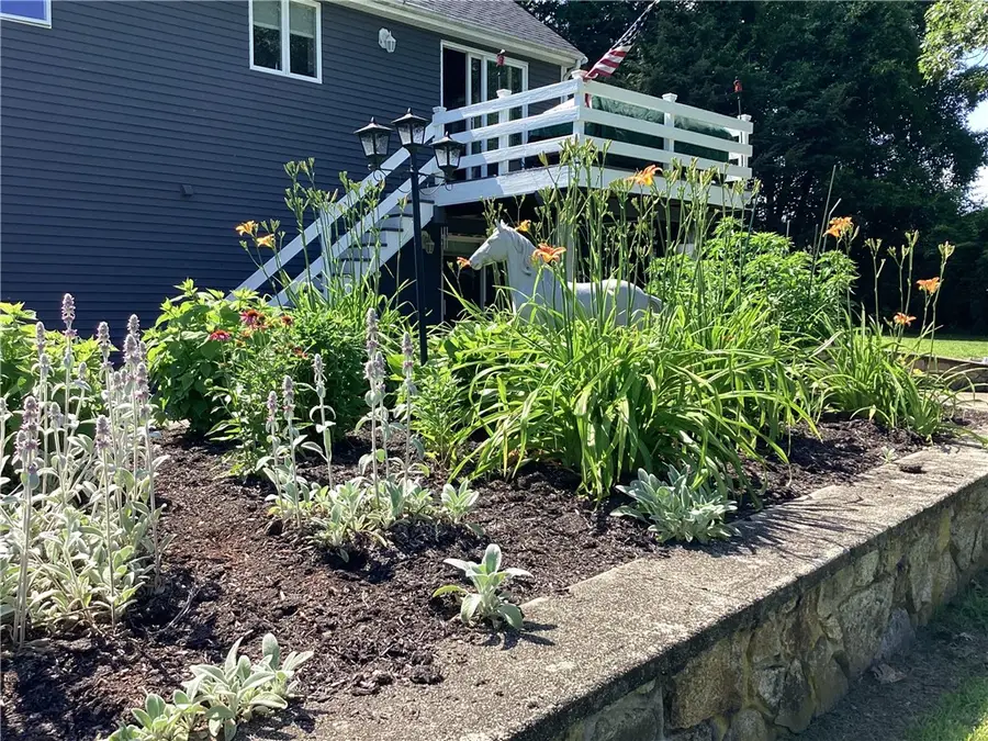 7 Taylor Road, Johnston, RI 02919 - Image #2