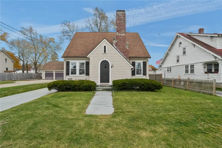35 Barney Street, Rumford, RI 02916 - Image #2