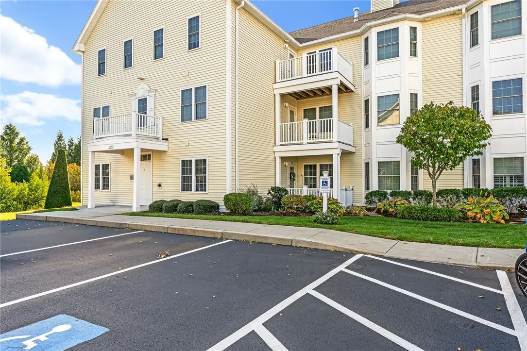 20 Saw Mill Drive #103, North Kingstown, RI 02852 - Image #1