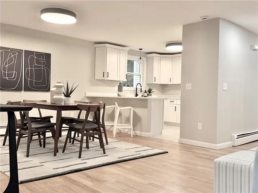 7 Simmons Road, Barrington, RI 02806 - Image #2