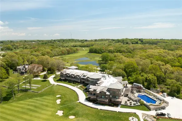 125 Cory's Lane #America, Portsmouth, RI 02871