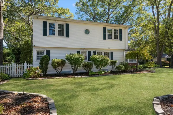 84 Hickory Drive, East Greenwich, RI 02818