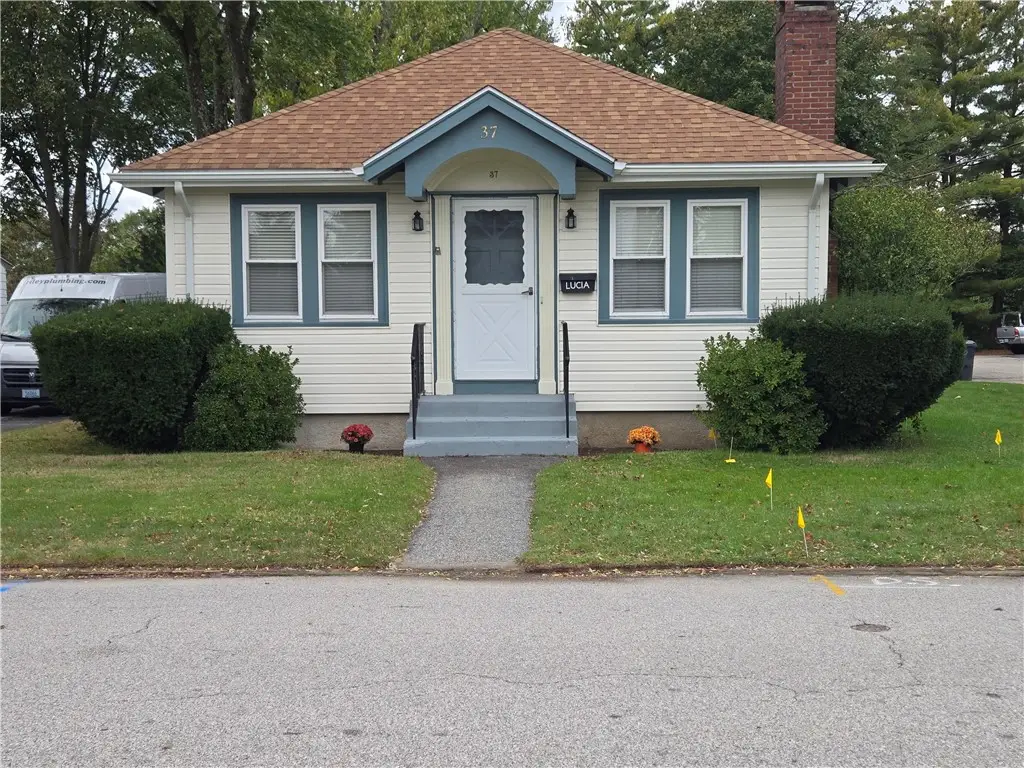 37 George Arden Avenue, Warwick, RI 02886 - Image #1