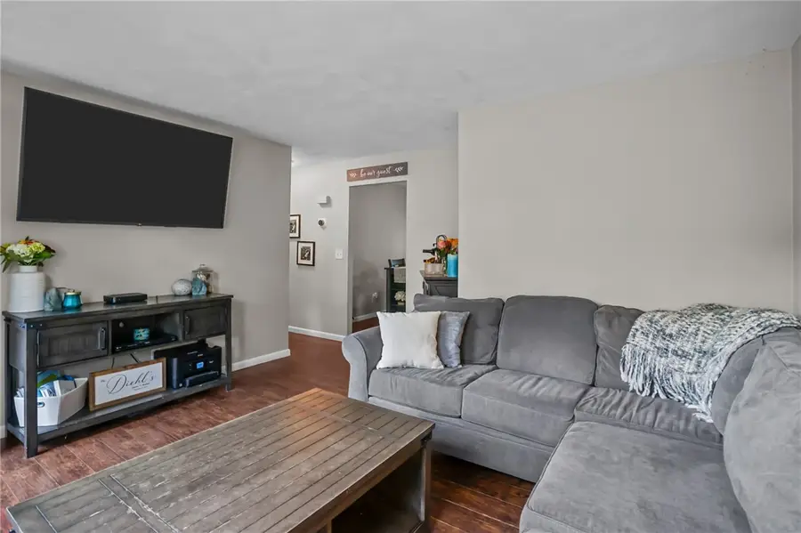 15 Obadiah Avenue, Warwick, RI 02889 - Image #3