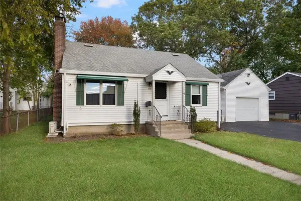 120 Gould Avenue, Warwick, RI 02888