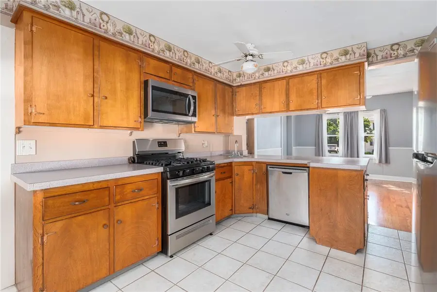 509 School Street, North Kingstown, RI 02852 - Image #2