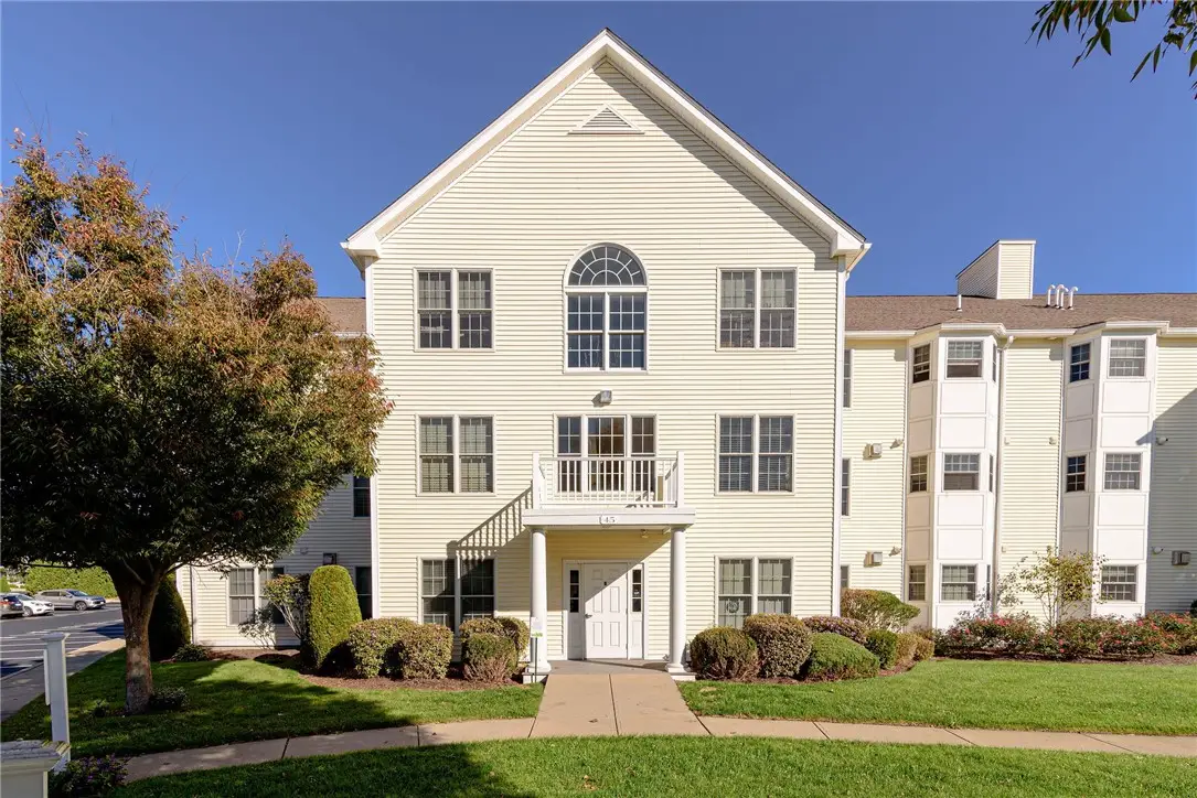 45 Saw Mill Drive #205, North Kingstown, RI 02852 - Image #1
