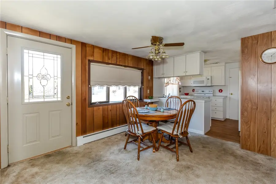 242 Dodge Street, Warwick, RI 02886 - Image #2