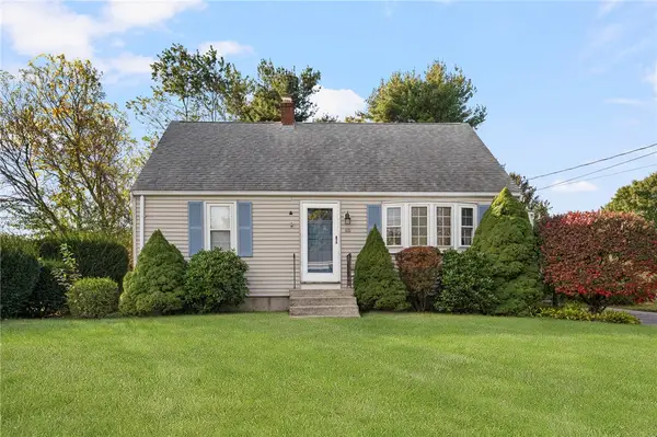 60 Waycross Drive, Warwick, RI 02888