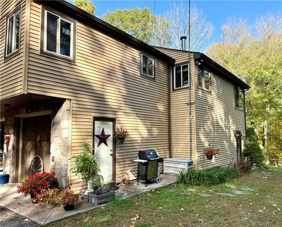 550 Twin Brook Lane, Coventry, RI 02816 - Image #3