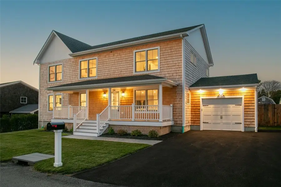 24 Perry Avenue, Middletown, RI 02842 - Image #2