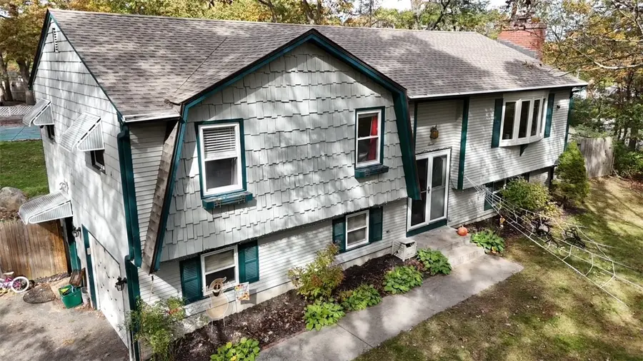 7 Adams Drive, Coventry, RI 02816 - Image #2