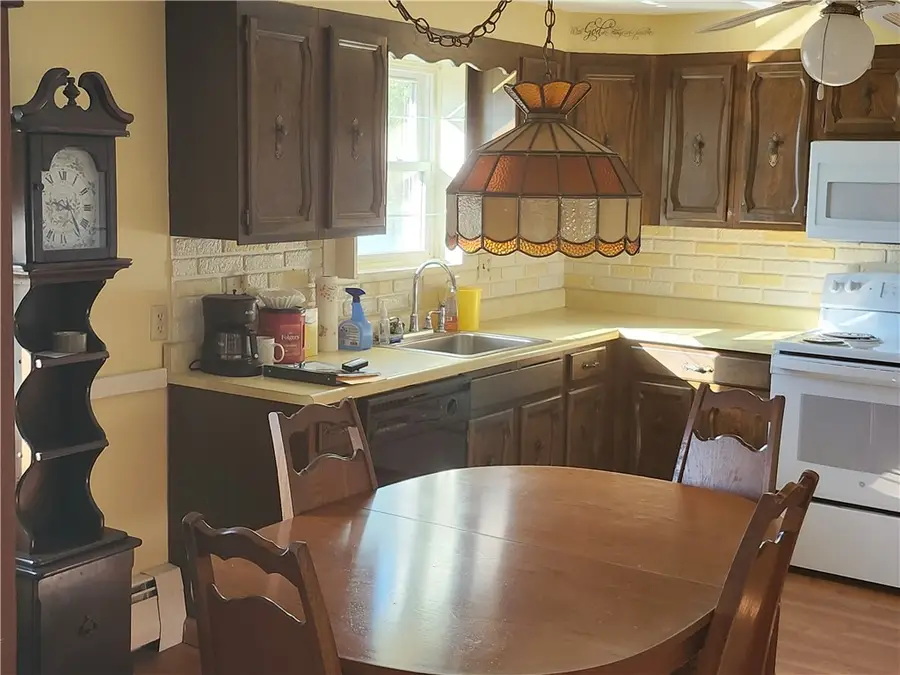 81 Sophia Drive, Warwick, RI 02886 - Image #3