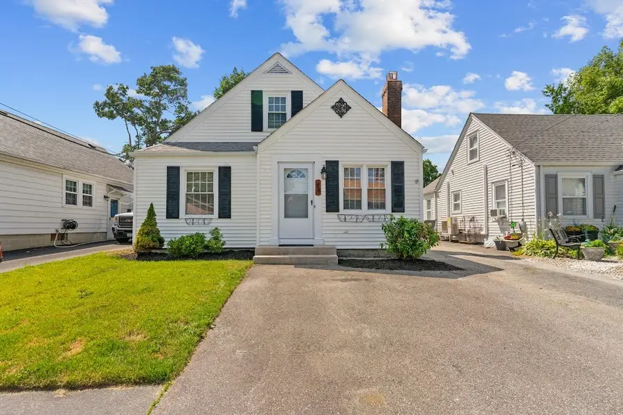74 Leslie Street, Cranston, RI 02910 - Image #3