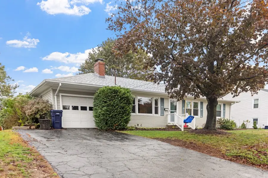 135 Greenmeadow Circle, North Kingstown, RI 02852 - Image #3